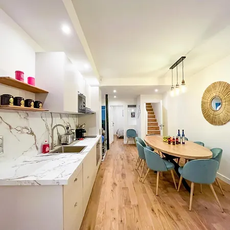 Urbanflat 224 - Prestige Parisian 5 Bedroom * Paris