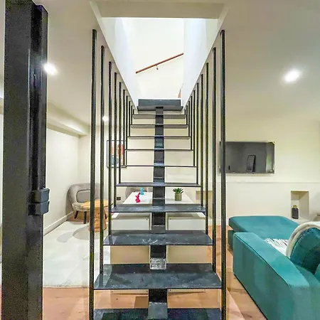 Urbanflat 224 - Prestige Parisian 5 Bedroom Apartment